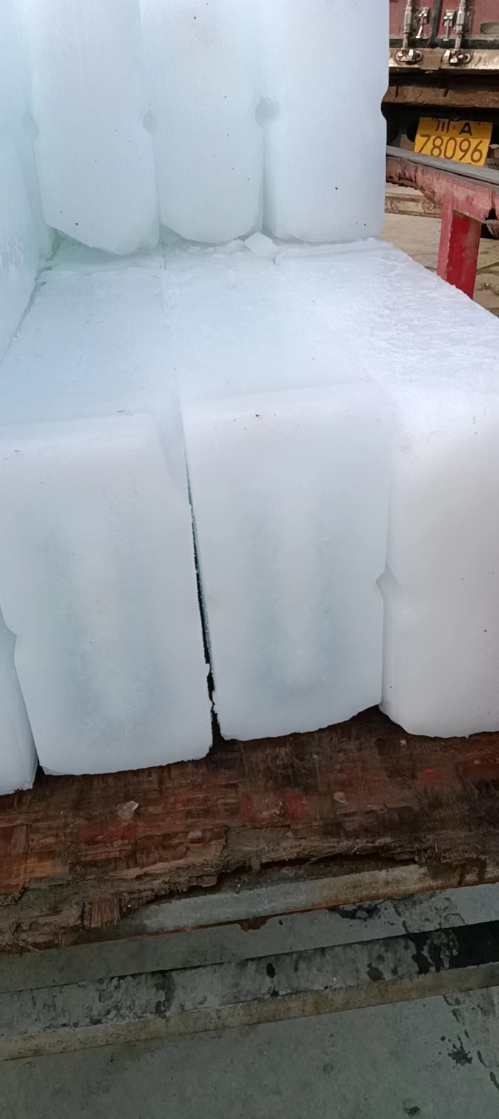 渝北降温冰块哪里买？良臣制冰厂告诉你！